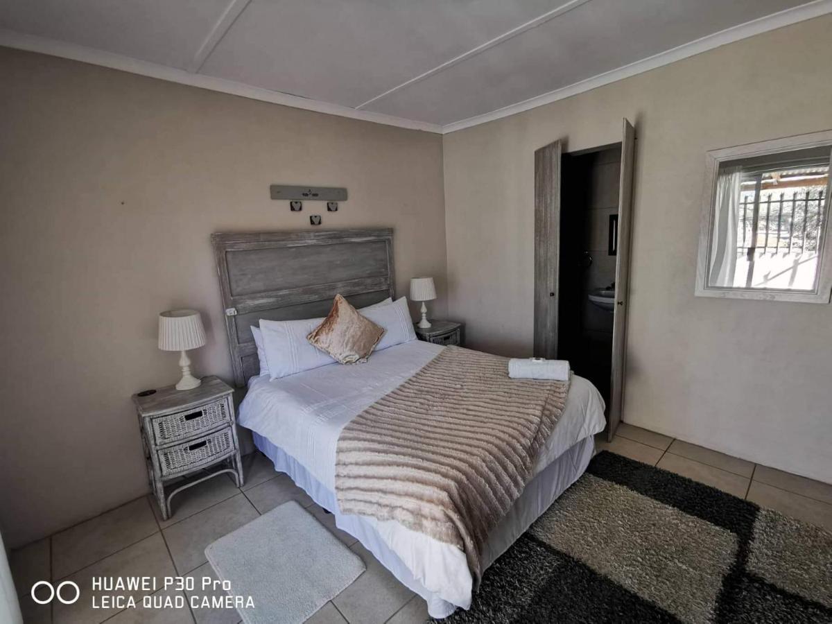 Akkerdam Bed And Breakfast Calvinia Εξωτερικό φωτογραφία